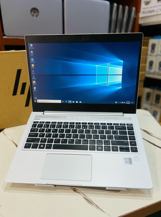 Ordinateur hp 440G7